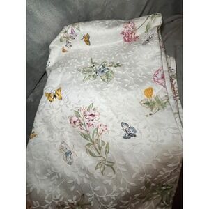Lenox Butterfly Floral Tablecloth Cottagecore Garden Jacquard 96x58 White